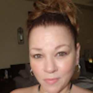 Meet your Posher, Yvette